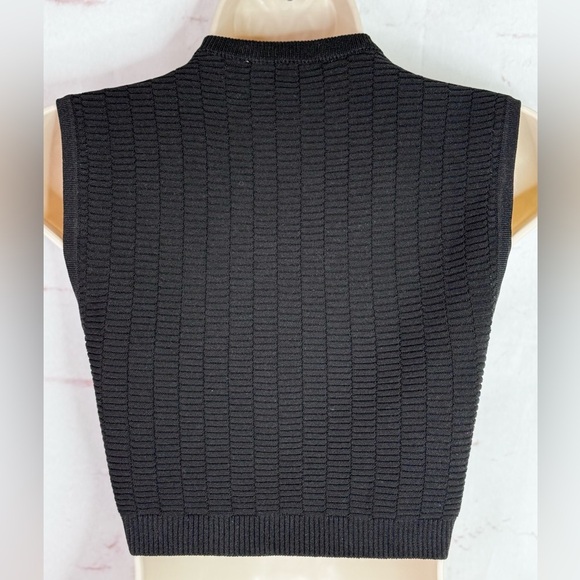 NEW ZARA S Black Sleeveless Crop Top Knit Vest Gold Button Accents Small NWT - Picture 10 of 15